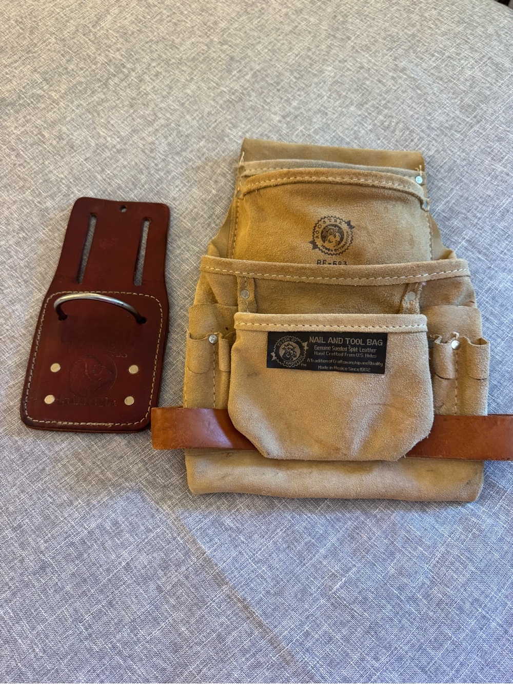 Occidental Leather Hammer Holder Holster/ Rooster  Suede Nail Tool Bag